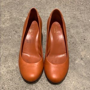 GUCCI AUTHENTIC wedges